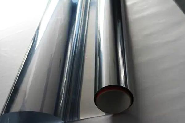 金屬表面的薄膜用激光可以切割嗎？不會(huì)燒糊嗎？(圖1)